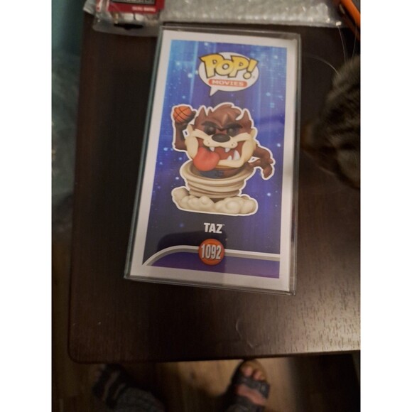 Funko Pop! Vinyl: Space Jam - Taz (Flocked) - Walmart (Exclusive) #1092 - Picture 6 of 6